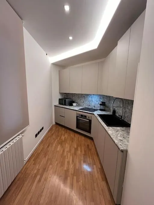 Apartment Aurora Rho Fiera Milaan 0*,
